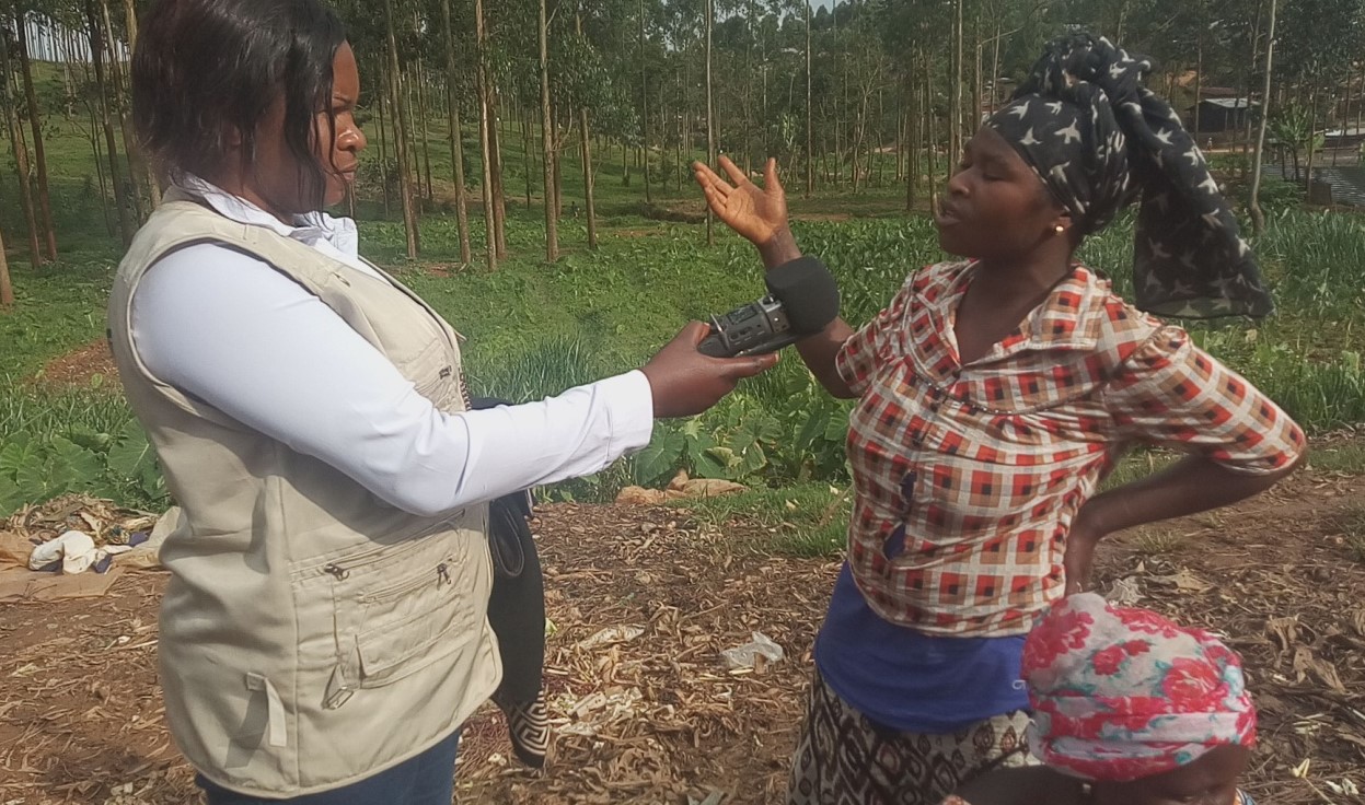 Abandon du journalisme par des femmes à Butembo : la sous-rémunération  y est pour beaucoup